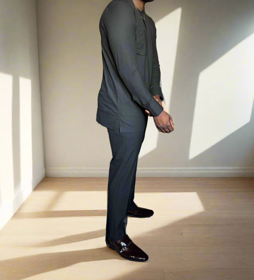 Men's Classic Black Kaftan with Dual Chest Pockets